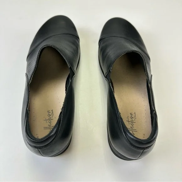 Clarks slip on shoe Womens Size 8.5 comfort black Everyday Comfort Low heel - Picture 5 of 14